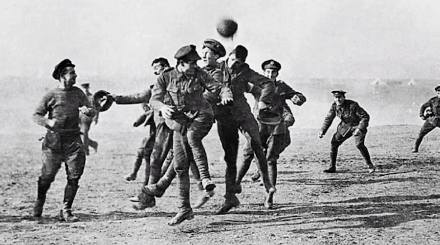 treve noel guerre foot