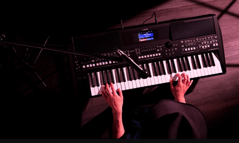 Yamaha-PSR-SX600