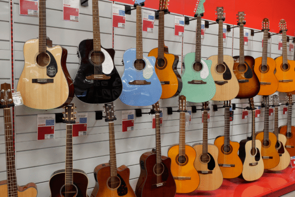 comparatif guitare acoustique debutant